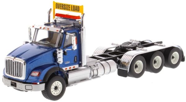DCM71010 - INTERNATIONAL HX620 Day Cab Tridem blue - 1