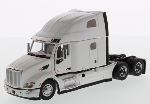 DCM71072 - PETERBILT 579 6x4 White - 1