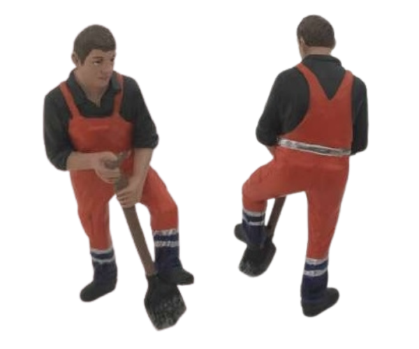 ADF32146 - Construction site character with shovel - 1
