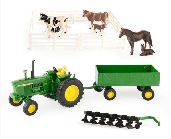 ERT15474 - JOHN DEERE 4020 with trailer, plough, animals and fences - 1