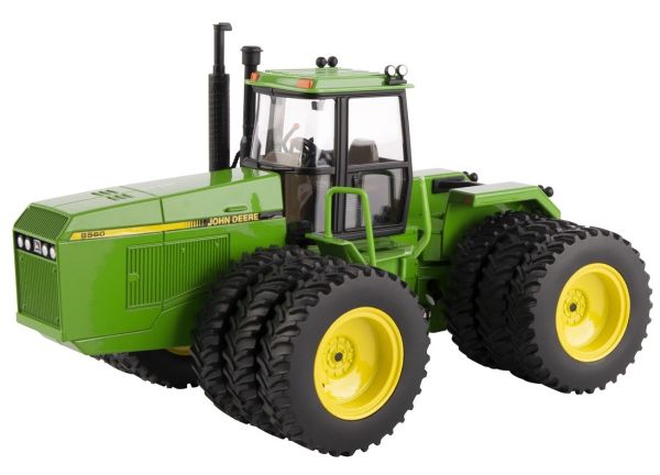 ERT45751 - JOHN DEERE 8560 4WD FARM SHOW Museum 2020 - AVAILABLE JUNE 2020 - 1