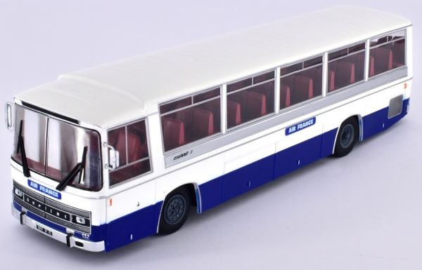 G1255062 - AIRE FRANCE BERLIET Cruisair 3 1969 white and blue airport bus - 1