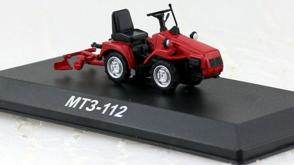 G1825113 - BELARUS MTZ-112 1986-1992 with soil tool - 1