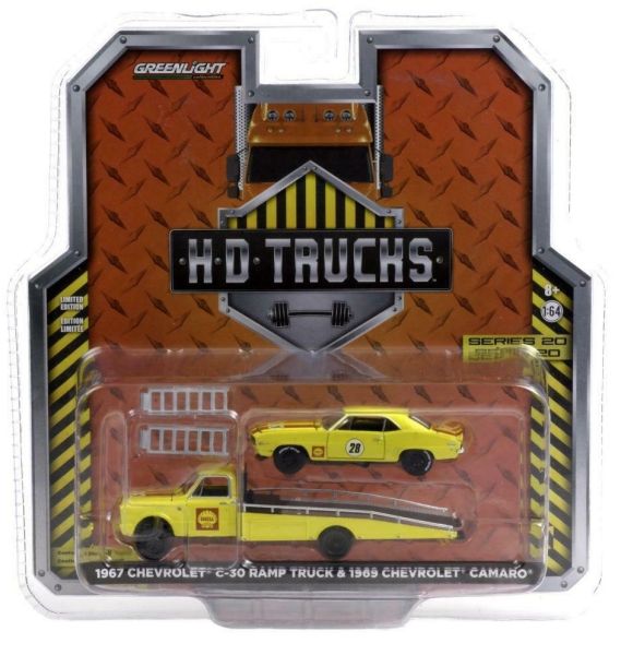 GREEN33200-A - CHEVROLET C-30 car carrier 1967 SHELL and CHEVROLET Camaro 1969 #28 SHELL Series HD Truck sold in blister - 1