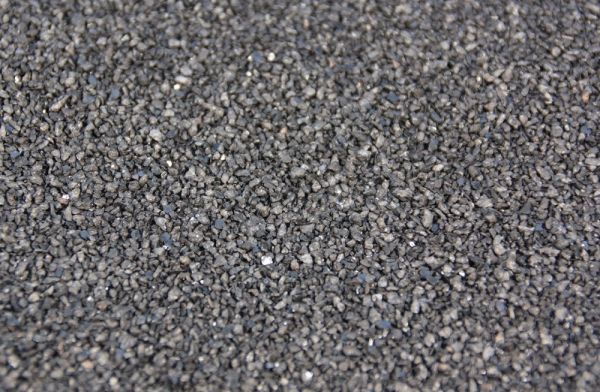HEK33124 - Black gravel 1-2 mm 200 g - 1