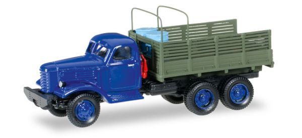 HER745581 - ZIL 151 6X4 truck with loading - 1