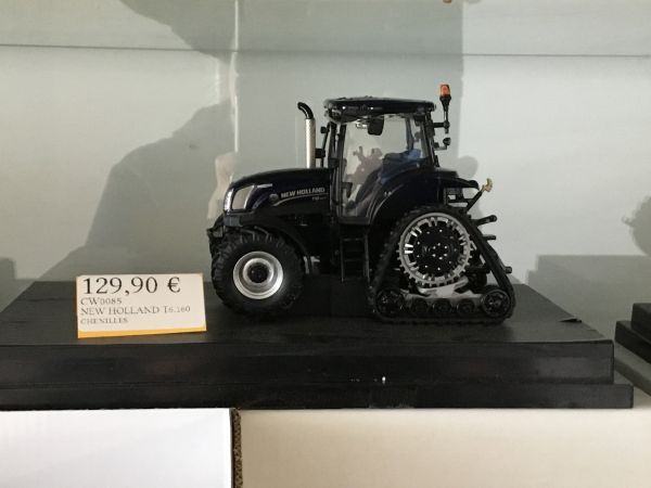 CW0085 - NEW HOLLAND T6.160 tracks - 1