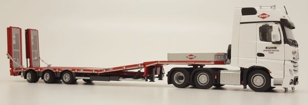 MAR9401129 - Mercedes actros and KUHN DEMO TRUCK machine carrier - Limited 200pcs - 1