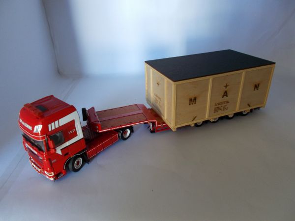 LAD002 - Wooden box for MAN goods transport Length: 150mm - 1
