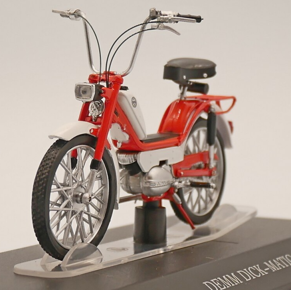 MAGMOT050 - DEMM Dick-Matic moped 1972 red and white - 1
