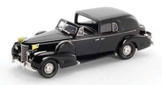 BROKMV05 - CADILLAC V-16 Series 90 Fleetwood Town Car 1938 black - 1