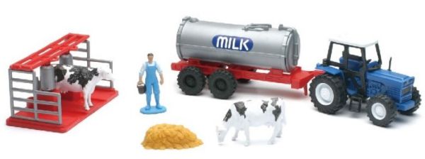 NEW04005B - Farmer set with tractor and trailer tanker animals and farmer - 1