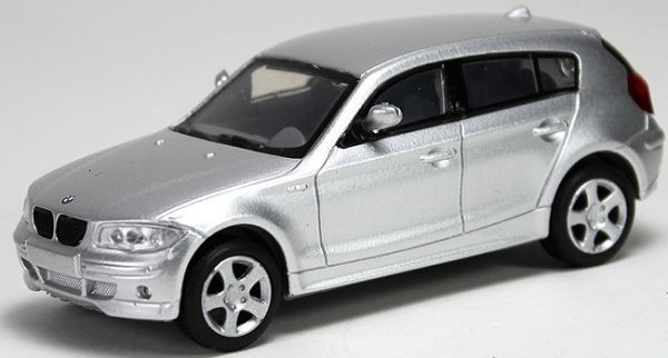 NEW19213A - BMW serie 1 grey - 1