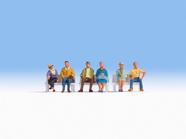 NOC15532 - 6 sitting people - 1