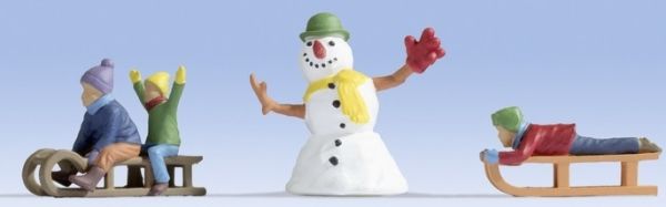 NOC17921 - Children in the snow - 1
