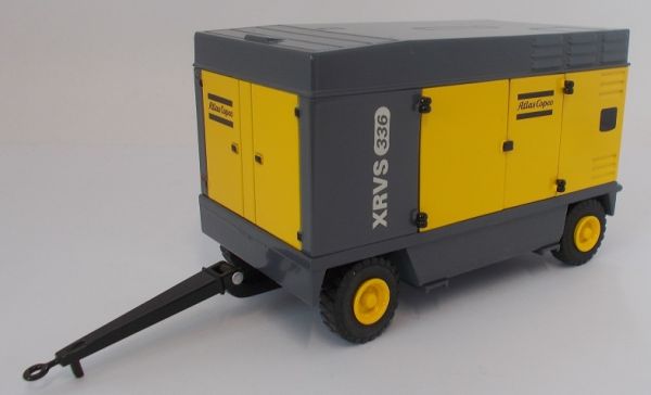 NZG510/706 - ATLAS COPCO XAMS 546 diesel compressor sold in damaged box - 1