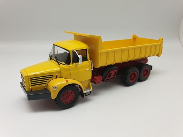 ODE070 - BERLIET GBH 12 6x4 Tipper yellow - 1