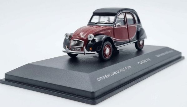 ODE179 - CITROËN 2CV Charleston 1981 – Black and Burgundy - 1