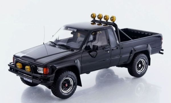 OT481B - 1985 Toyota Hilux SR5 Black - 1