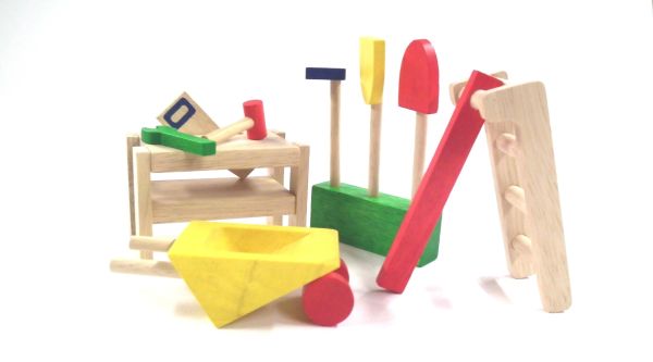 PLA9709 - Wooden gardening set - 1