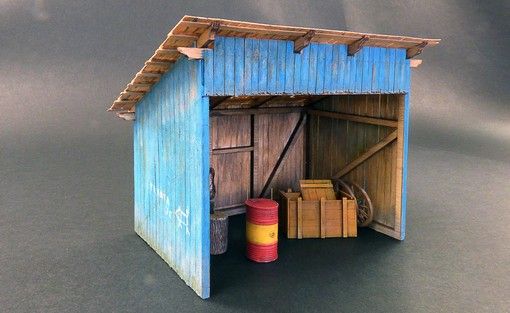 PLS442 - Model reduced of shed with accessories not build not paint for diorama - 1