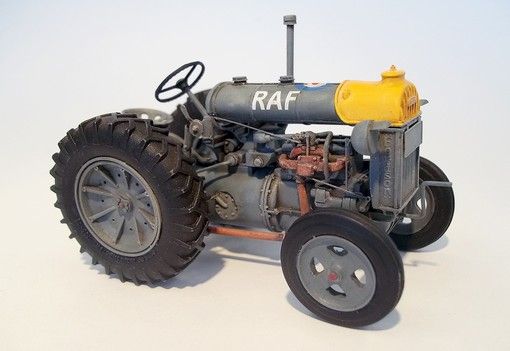 PLS448 - FORDSON N-BIG not paint not build - 1