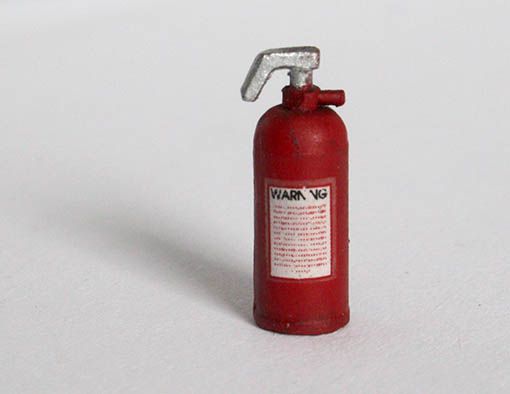 PLSEL005 - Set of model reduced 4 fire extinguisher not paint for diorama - 1