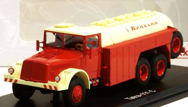 PRXPLC47032 - TATRA 111 C Cistern 6x4 BENZINA - 1