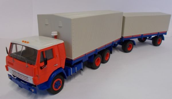PRXPCL47054 - KAMAZ 53212 6x4 tarpaulin carrier with drop sides and trailer - 1