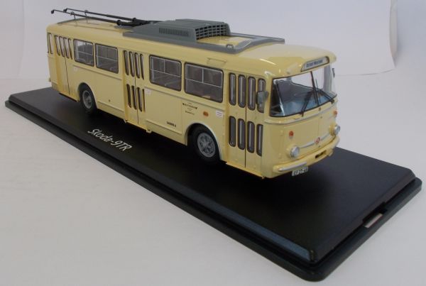 PRXPCL47064 - Urban electrical bus SKODA 9TR cream - 1