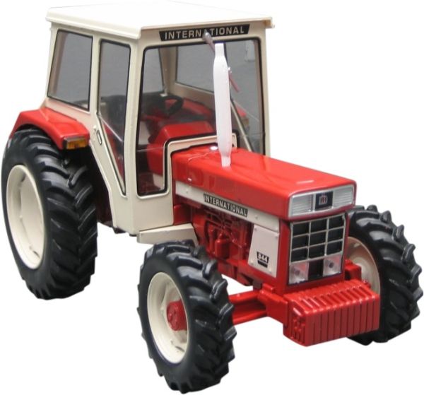 REP071 - INTERNATIONAL 844 4 wheels - 1