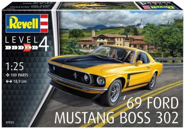 REV07025 - FORD Mustang Boss 302 1969 Model to assemble and paint, paint and glue not included - 1