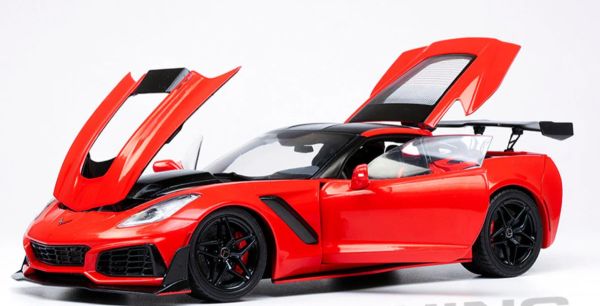 IXO18RDC243-FO - CHEVROLET Corvette C7 ZR1 2019 Red - 1