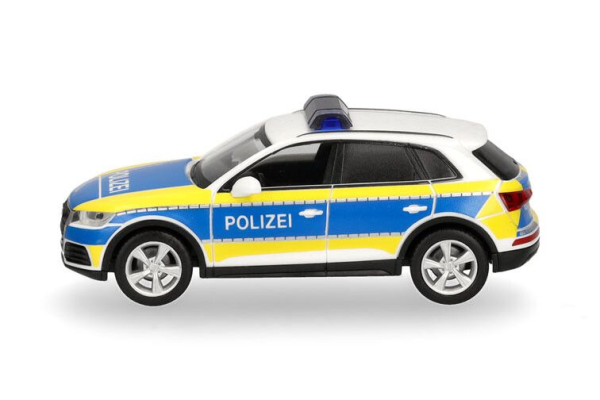 HER098762 - AUDI Q5 Lower Saxony motorway police - 1