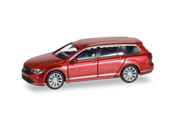 HER038980-002 - VOLKSWAGEN Passat Variant GTE metallic orange - 1