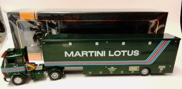 IXOTTR025 - VOLVO F88 4x2 with trailer 1 Axle MARTINI LOTUS - 1
