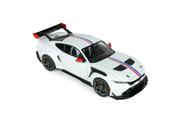 SOL4318303 - FORD Mustang GTD Frozen 2025 white - 1