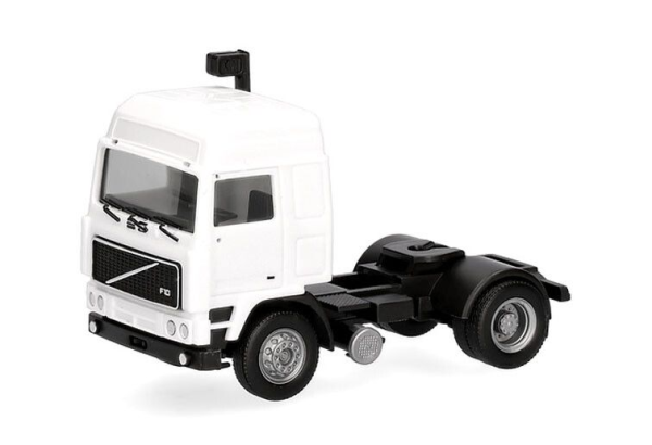 HER321082 - VOLVO F10 Globetrotter 4x2, white - 1
