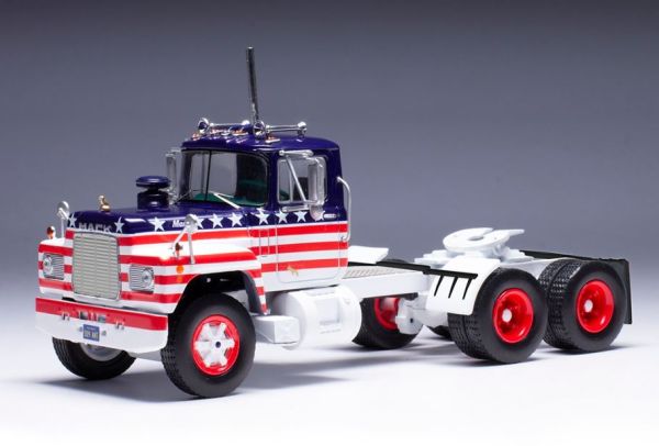IXO-U43TR001 - 1966 MACK R Series 6x4 with Red, Blue and White Stars and Stripes - USA EDITION - 1