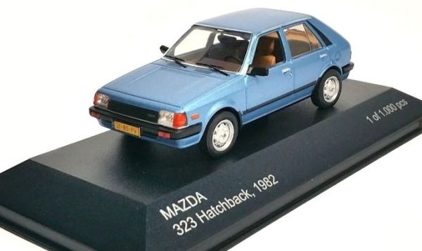 WBX209 - MAZDA 323 Hatchback 1982 blue metal - 1