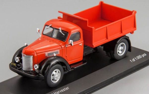 WBX223 - INTERNATIONAL HARVESTER KB 7 tipper 1948 red - 1