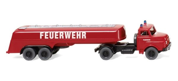 WIK086142 - MAN 4x2 with water tank 2 Fire Axles - 1