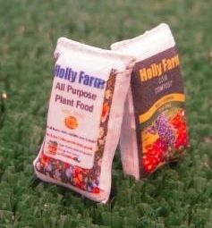 WM003 - 2 bags of lawn fertilizer - In miniature - 1