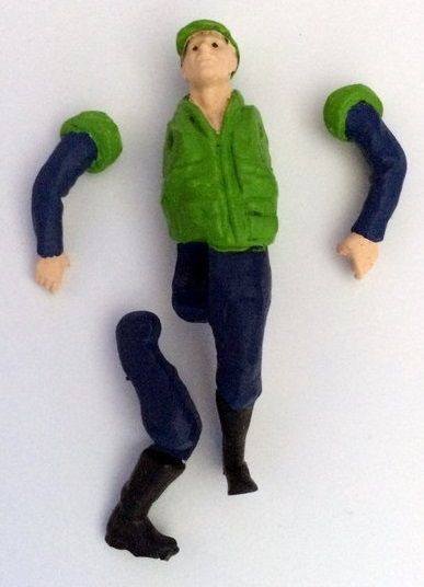 WM085 - Figure Climbing Light Green Steps - 1