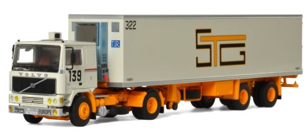 WSI01-2595 - VOLVO F10 4x2 with semi refrigerator 2 Axles STG - 1