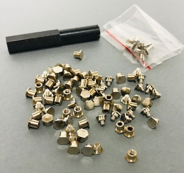 YCC689 - Connection pins for crane LIEBHERR LG 1750 - 1