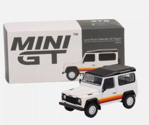 MGT00378-R - LAND ROVER Defender 90 wagon RHD White