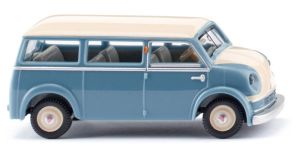 WIK033601 - LLOYD LT 500 Bus Pastel Blue