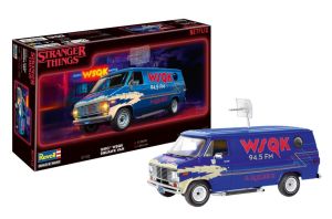 REV07732 - GMC WSQK Squawk Van (STRANGER THINGS) (Assembly and Painting)