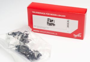 HER085106 - IVECO Trakker cab - 2 pieces